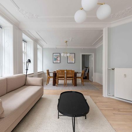 Spacious Tivoli Gardens Apartment W 3 Bedrooms Копенгаген Екстер'єр фото